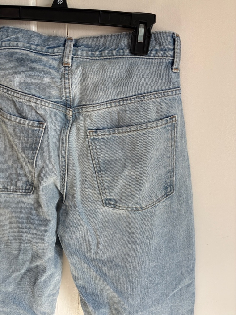 Old Navy Light Wash Extra High-Waisted Balloon Ankle Denim Jeans - Picture 7 of 8